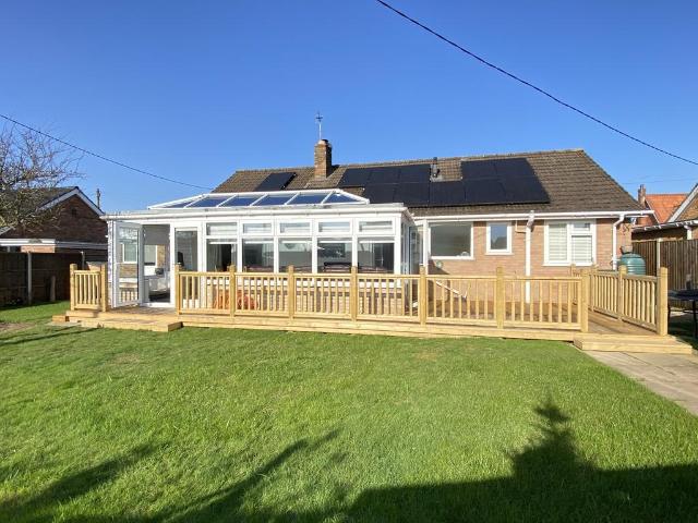 Bungalow for sale in Comers, Norfolk