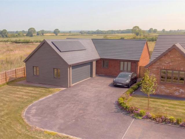 Bungalow for sale in Gosberton Clough, Lincolnshire