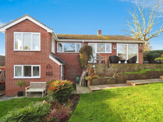 Bungalow for sale in Egginton, East Midlands