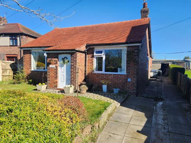 Bungalow for sale in Moore