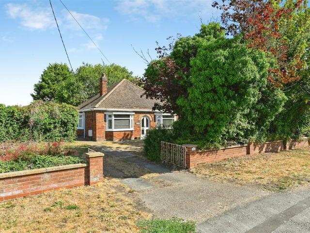Bungalow for sale in Four Gotes, Cambridgeshire