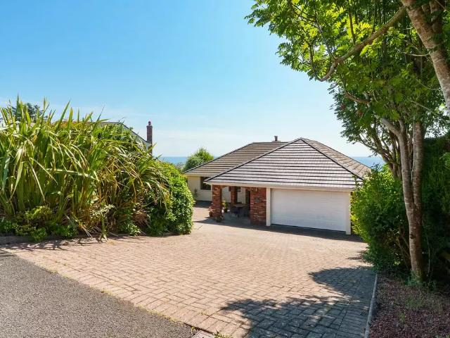 Bungalow for sale in Laxey