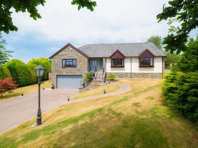 Bungalow for sale in Cornwall
