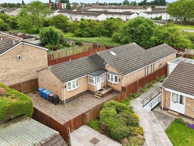 Bungalow for sale in Orchard Park, Hull