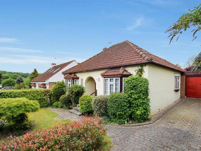 Bungalow for sale in Oaklands, Fretherne