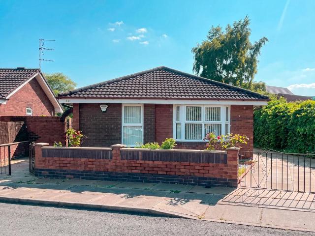 Bungalow for sale in Calderstones