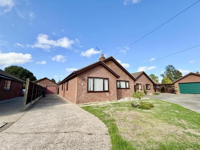 Bungalow for sale in Comers, Norfolk