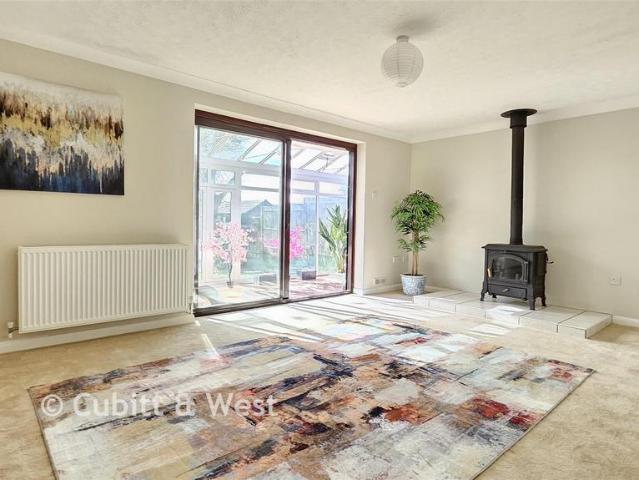 Bungalow for sale in Peacehaven, Iford