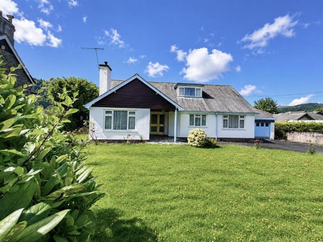 Bungalow for sale in Trofarth, Wales