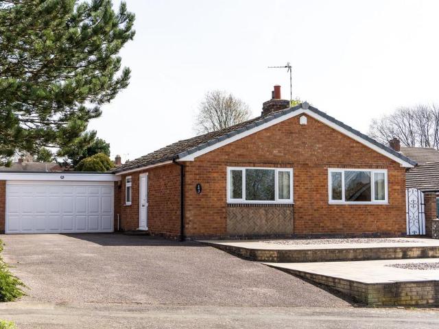 Bungalow for sale in Stanford On Avon, Leicestershire