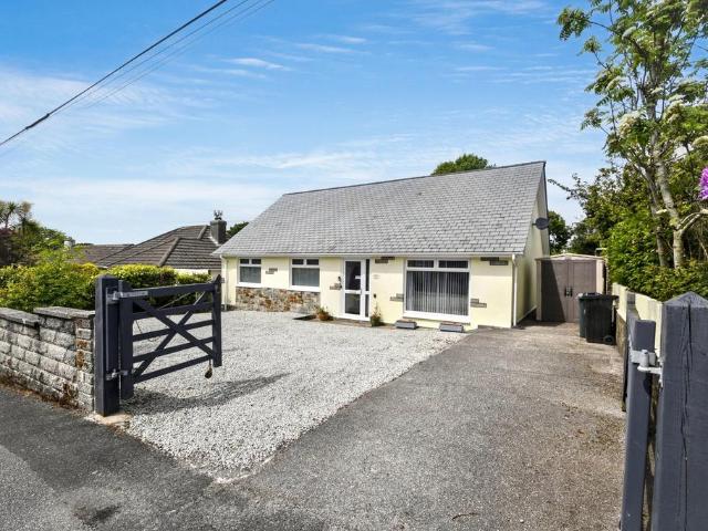 Bungalow for sale in Mount Ambrose, Cornwall