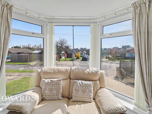 Bungalow for sale in Stokesby, Norfolk