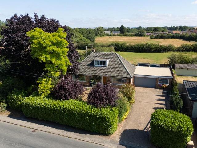 Bungalow for sale in Holme upon Spalding Moor, Holme-on-Spalding-Moor