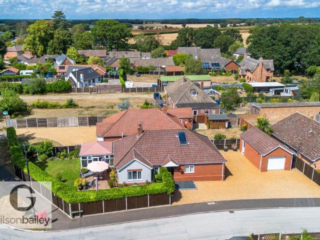 Bungalow for sale in Salhouse, Crostwick