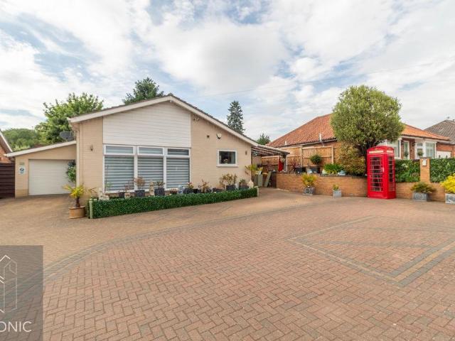 Bungalow for sale in Mile Cross, East Bank