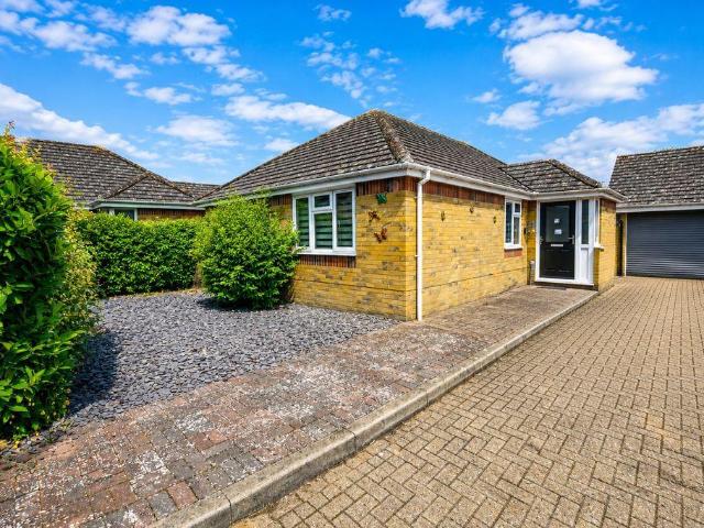 Bungalow for sale in Bourne Vale, Kent