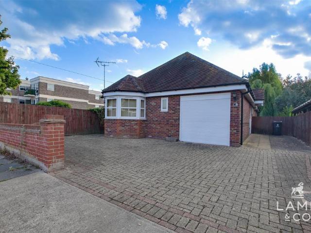 Bungalow for sale in Dale Hill, Essex