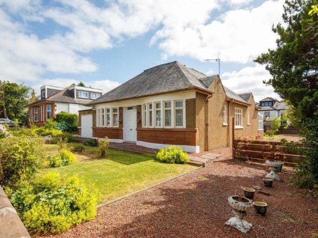 Bungalow for sale in Orchard Park, Giffnock