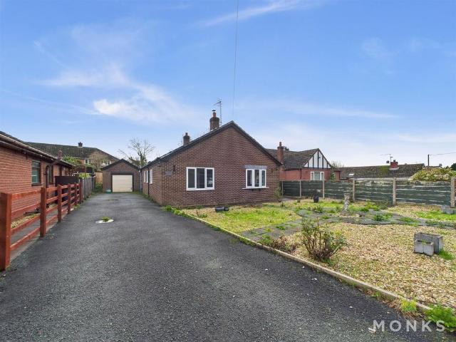 Bungalow for sale in Pant, Shropshire