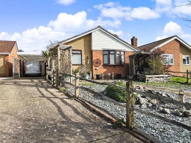 Bungalow for sale in Peacehaven, Iford