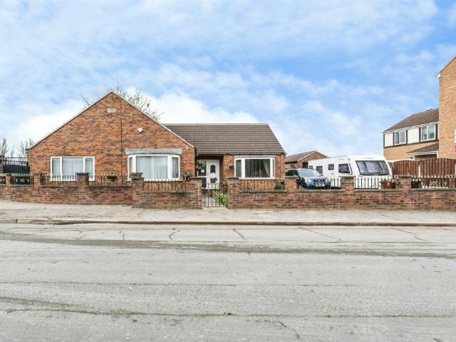 Bungalow for sale in Knottingley, West Yorkshire