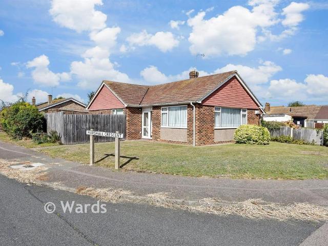 Bungalow for sale in Upton, Acol