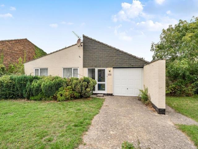 Bungalow for sale in Littlecote, West Sussex