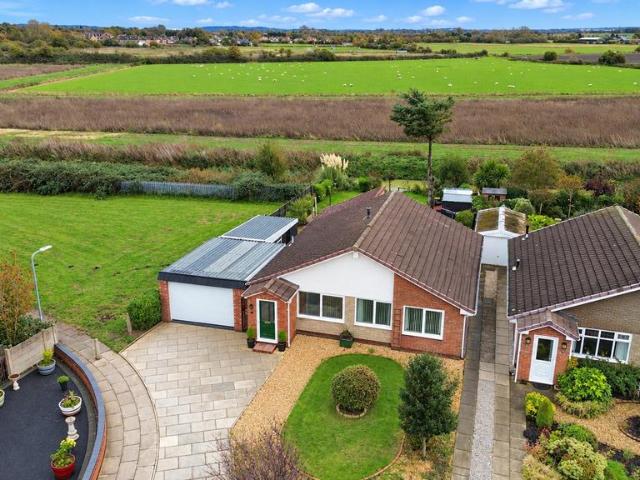 Bungalow for sale in Southport, Sefton