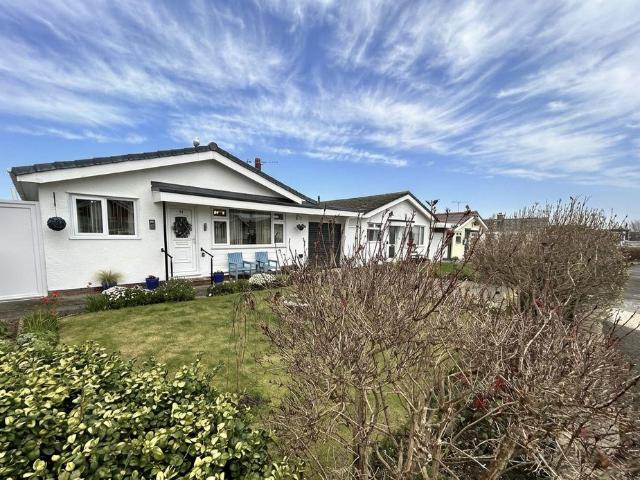 Bungalow for sale in Colwyn Bay, Wales