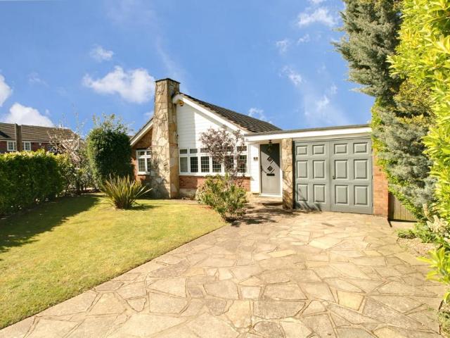 Bungalow for sale in Goddington, Greater London