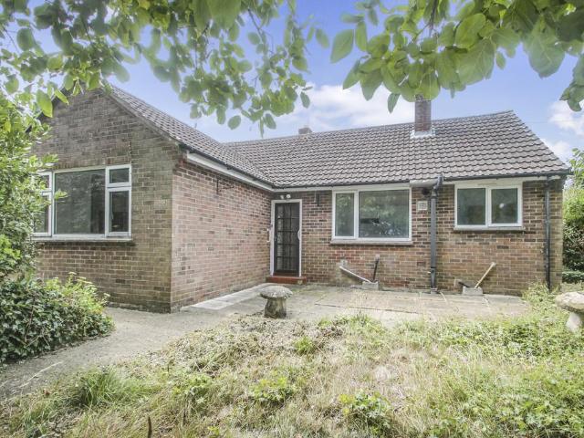 Bungalow for sale in Dromore, Oxfordshire