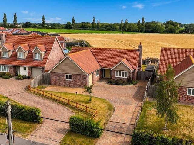 Bungalow for sale in Crostwick, Norfolk