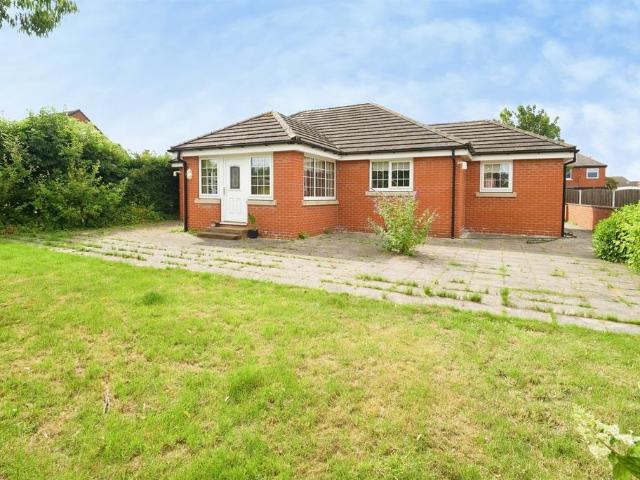 Bungalow for sale in Royston, South Yorkshire