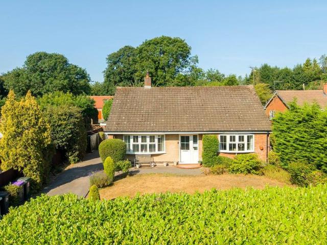 Bungalow for sale in Belleau, Lincolnshire
