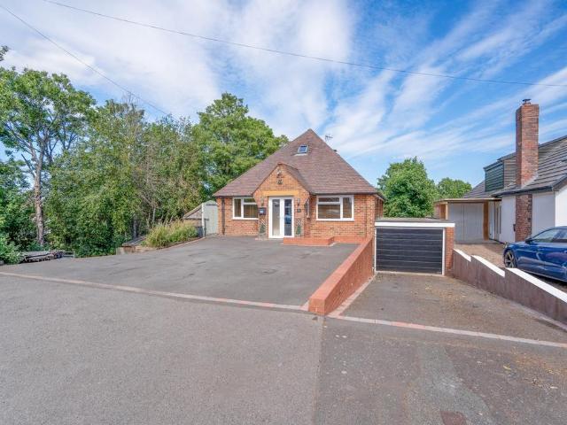 Bungalow for sale in Foxholes, Rushock