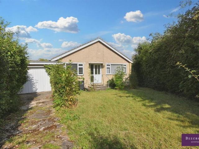 Bungalow for sale in Rotherham, Richmond Park