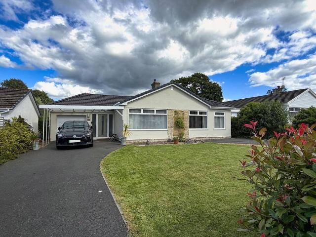 Bungalow for sale in Llangattock