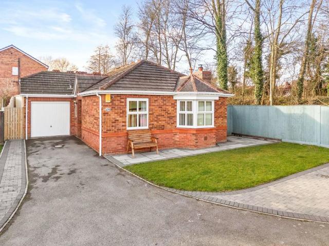 Bungalow for sale in West Yorkshire