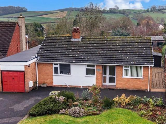 Bungalow for sale in Crookhill, Worcestershire