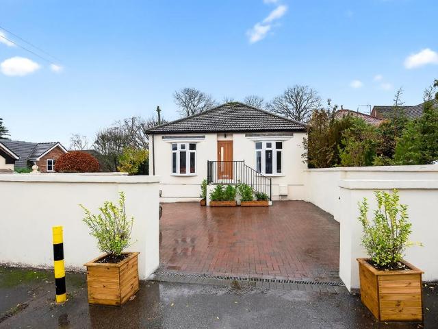 Bungalow for sale in Oaklands, Fretherne