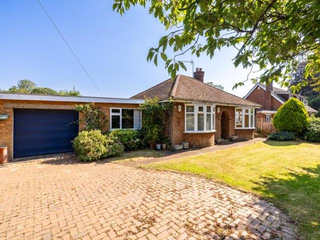 Bungalow for sale in Belleau, Lincolnshire