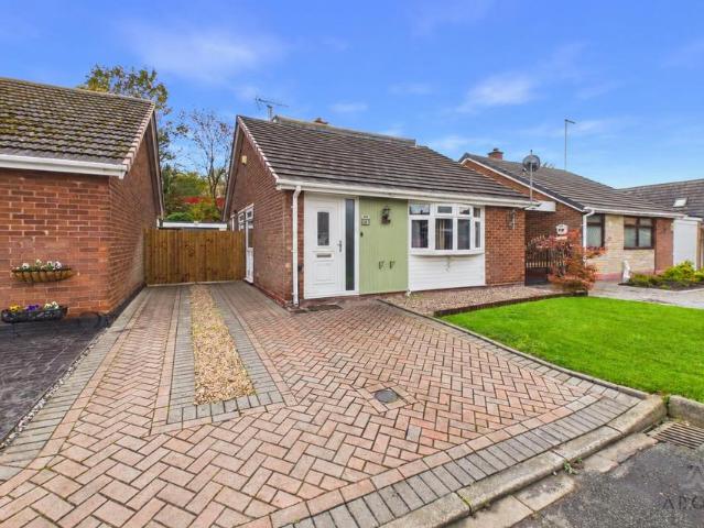 Bungalow for sale in Stretton, East Staffordshire