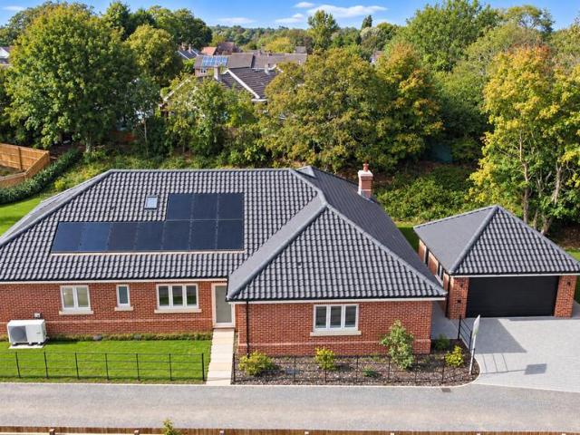 Bungalow for sale in Bedingfield, Suffolk