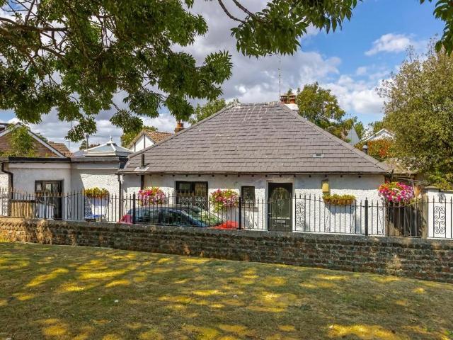 Bungalow for sale in Fishersgate, West Sussex