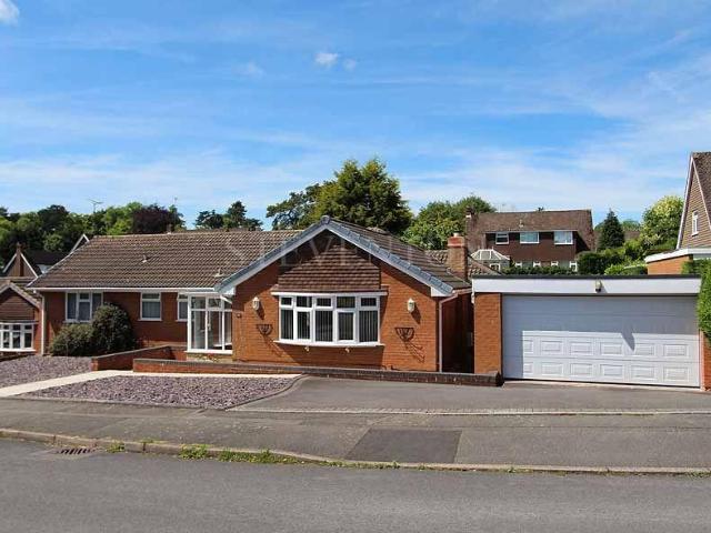 Bungalow for sale in Tettenhall, West Midlands