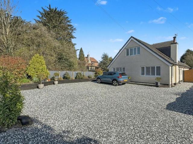 Bungalow for sale in Potters Corner, East Midlands