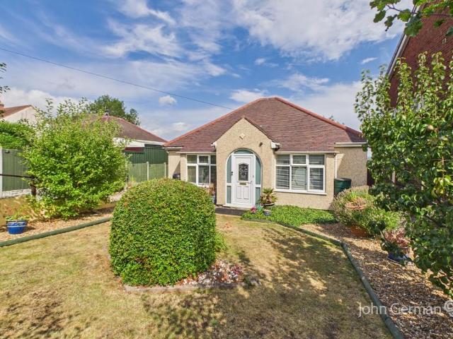 Bungalow for sale in Beamhurst, Staffordshire