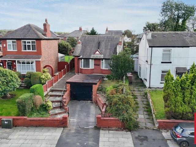 Bungalow for sale in Higher Irlam, Salford