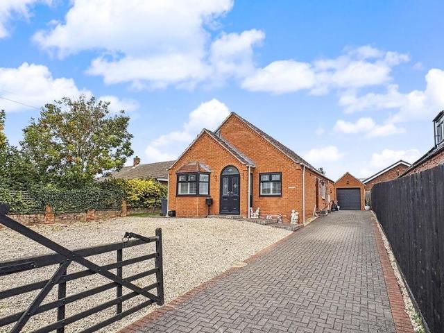 Bungalow for sale in Southrey, West Lindsey