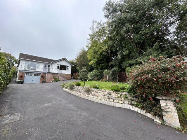 Bungalow for sale in Colwyn Bay, Wales